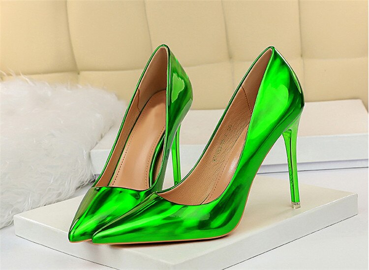 Pre Order:  Glossy Pointed Toes Stilettos