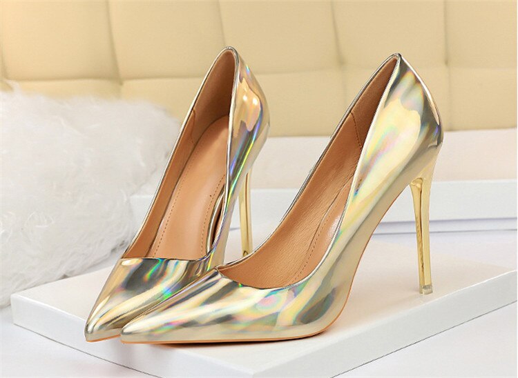 Pre Order:  Glossy Pointed Toes Stilettos