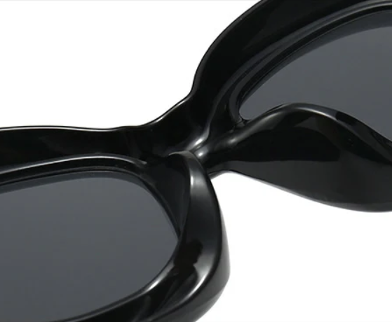 Pre Order:  Retro Glam Fat Frames Sunglasses