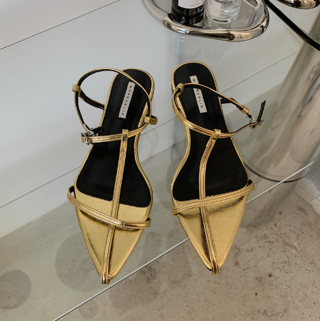 Pointed Toe Low Heel Buckle Strap Sandals