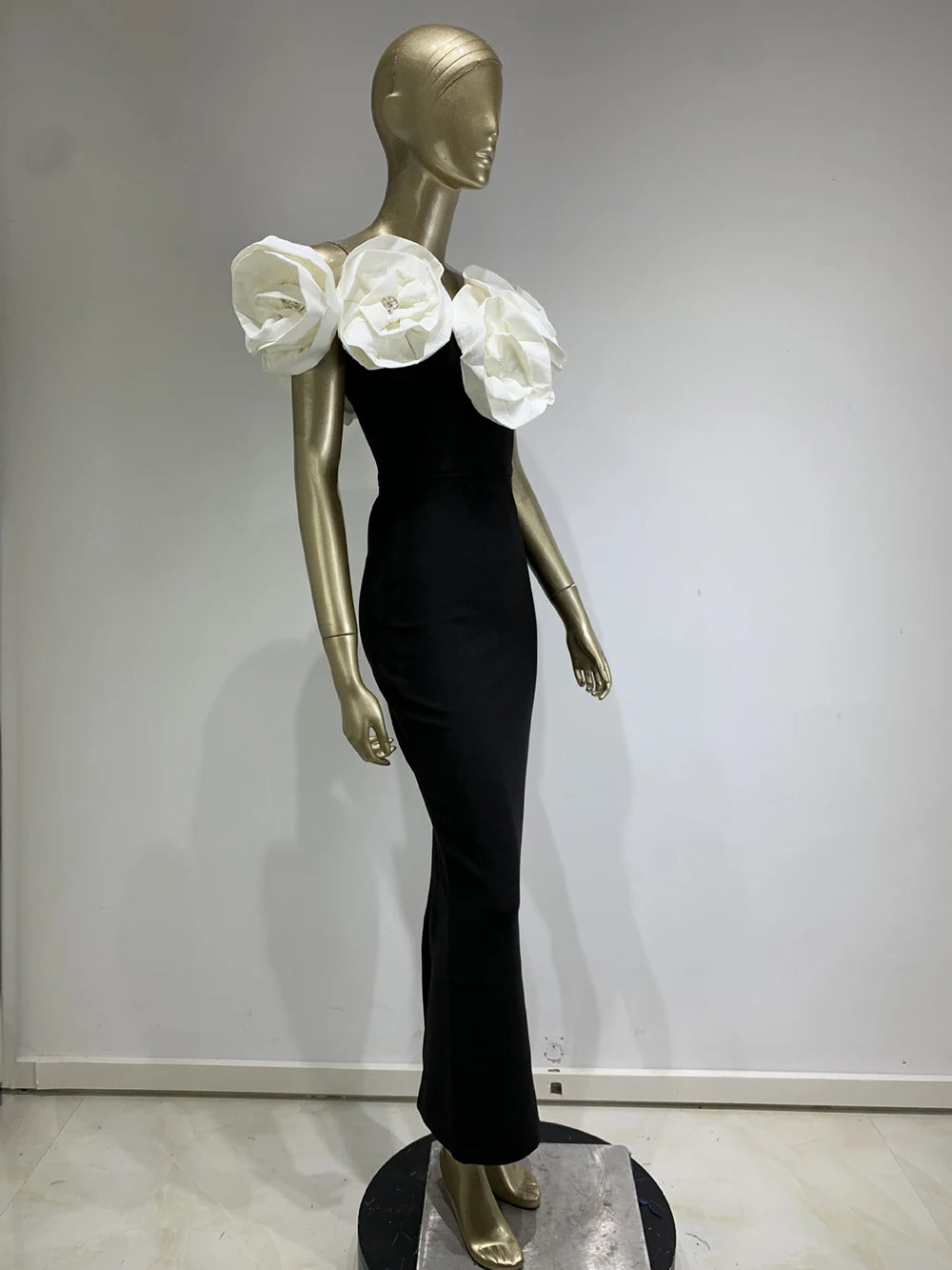 Pre Order: Large White Flower Black Bandage Dress