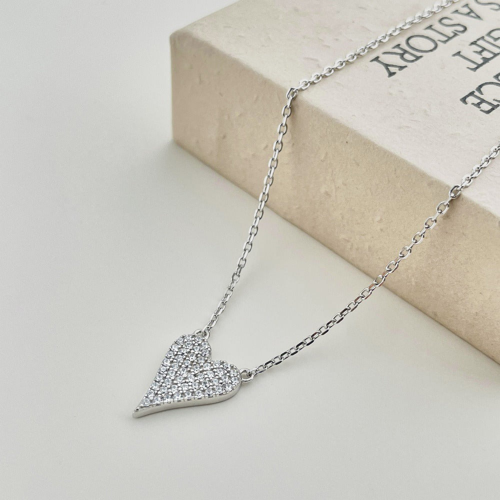 Pre Order:  Pendant Heart-Shaped Zircon Necklace