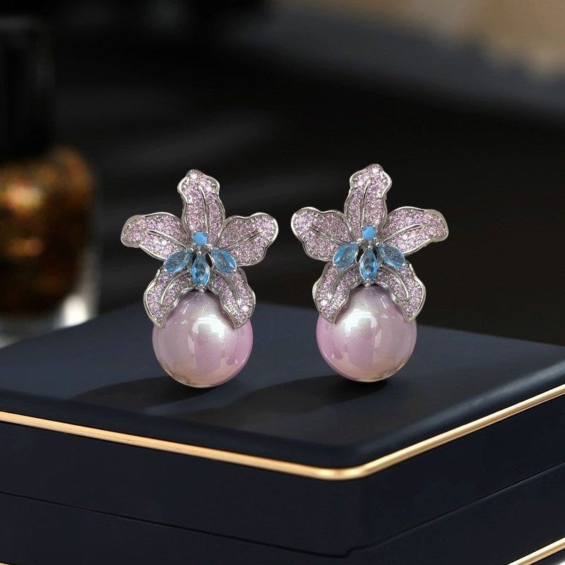 Pre Order:  Retro Lily Flower Pearl Earrings