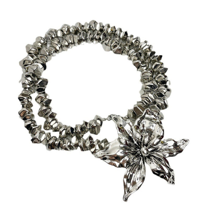 Exaggerated Metal Lily Necklace