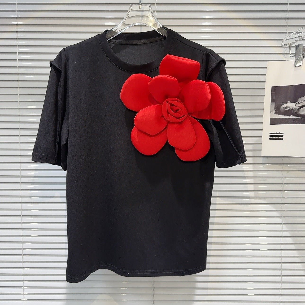 Pre Order:  3D Flower Solid Short Sleeve T-Shirt