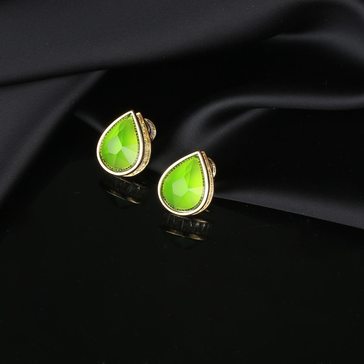 Pre Order:  Micro Inlaid Water Droplet Zircon Earrings