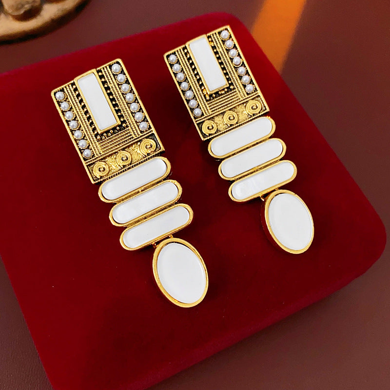 Pre Order:  Geometric Pearl Retro Court Earrings