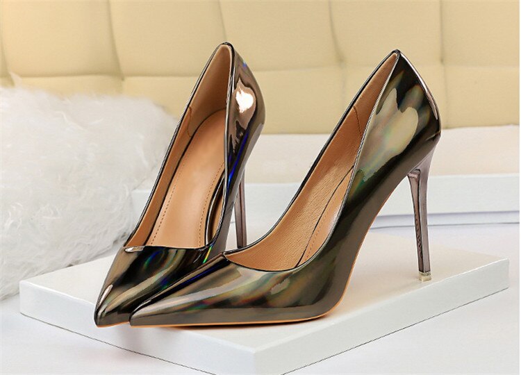 Pre Order:  Glossy Pointed Toes Stilettos