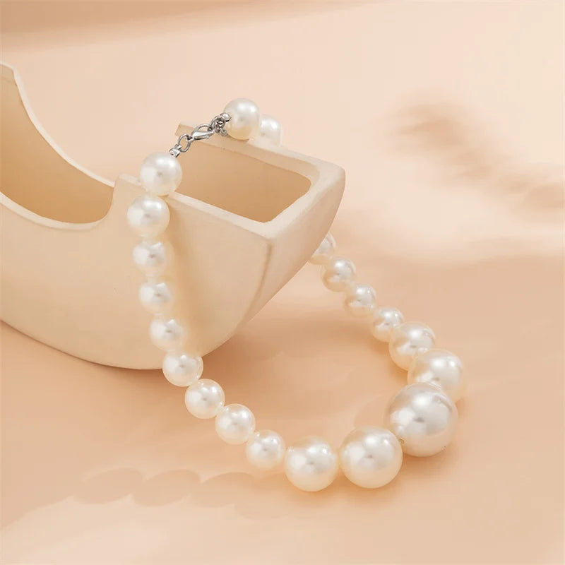 Pre Order:  Faux Pearls Necklace/Bracelet/Earrings