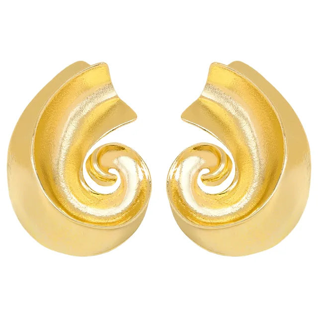 Pre Order:  Vintage Chunky Conch Earrings