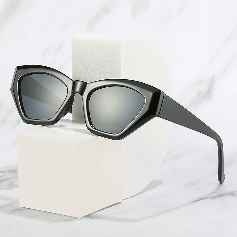 Pre Order:  Feline Eyes Retro Sunglasses