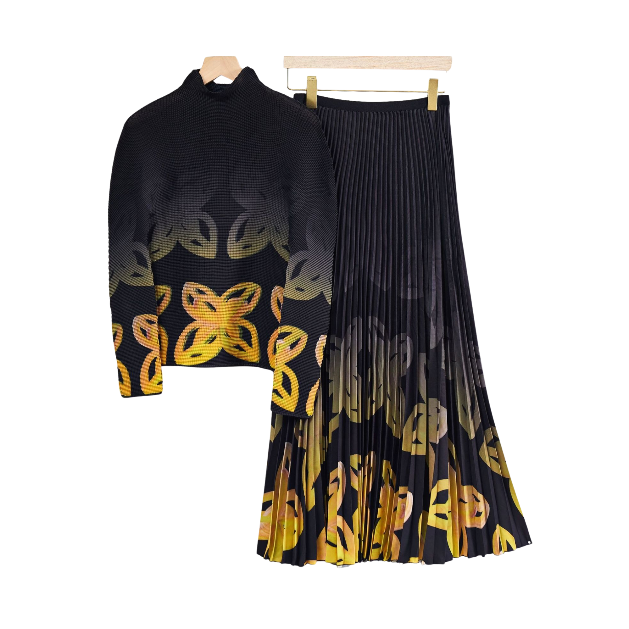 Pre Order:  Contrast Floral Pleated Top+Skirt Set