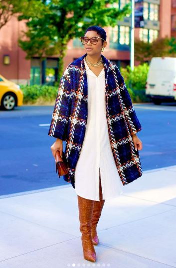 Pre Order:  Plaid Mid-Length Overcoat - @theestylishp