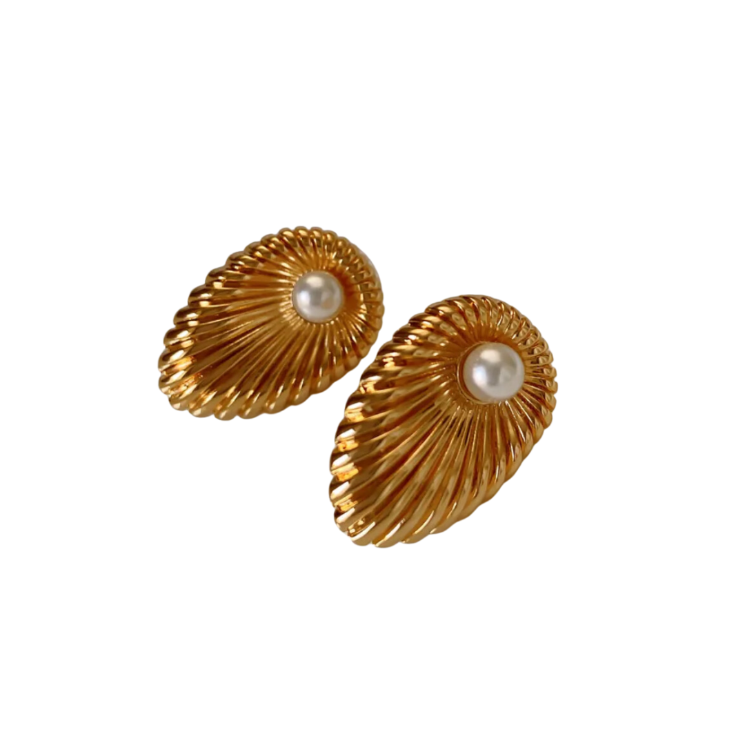 Pre Order:  Luxury Retro Geometric Pearl Earrings