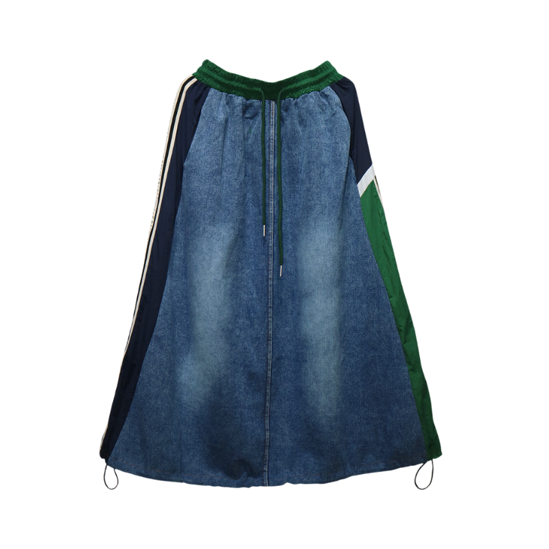 Pre Order: Contrasting Splicing Loose Casual A-Line Denim Skirt