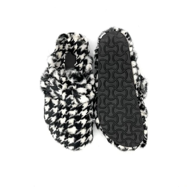 Cozy Winter Fur Slippers - Kelly Obi New York