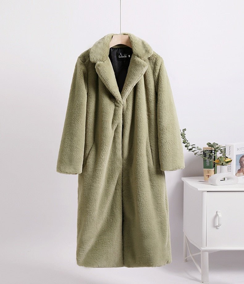 Faux Fur Loose Women's Coat - Kelly Obi New York