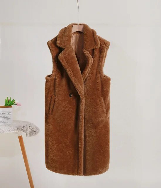 Sleeveless Welt Pocket Woolen Overwear Coat - Kelly Obi New York