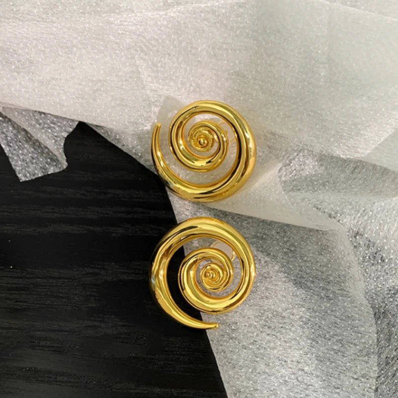 Swirl Stud Earrings - Kelly Obi New York