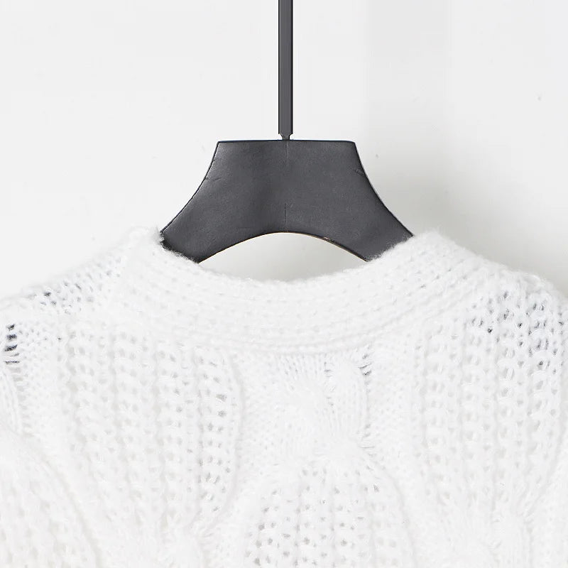 White Knit Loose Short Cardigan - Kelly Obi New York