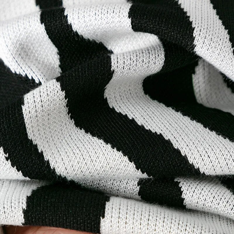 Zebra Loose Fit Knit Sweater - Kelly Obi New York